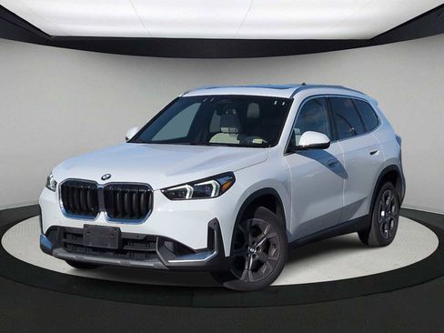 Certified 2023 BMW X1 xDrive28i w/ Convenience Package image 1