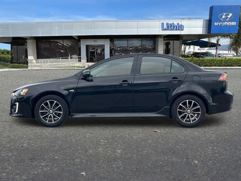 Used 2017 Mitsubishi Lancer ES image 5