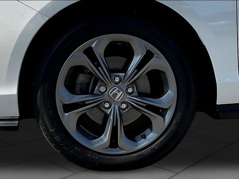 Used 2023 Honda Accord EX image 11