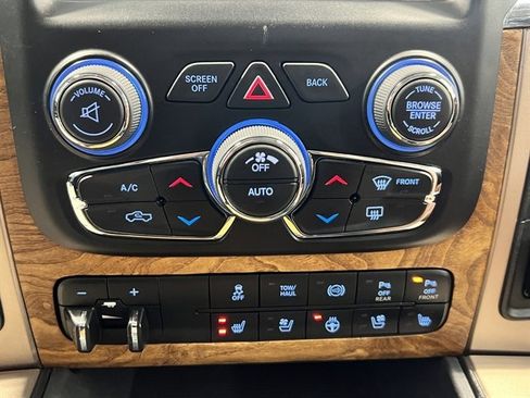 Used 2017 RAM 2500 Longhorn w/ Convenience Group image 53