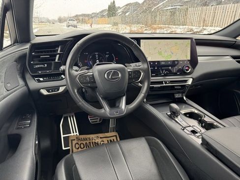 Used 2023 Lexus RX 500h F Sport image 12