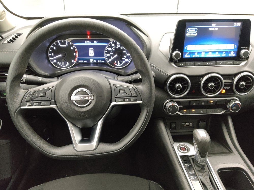 Used 2025 Nissan Sentra SV FWD image 22