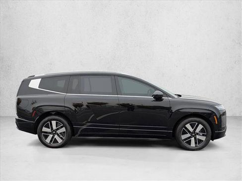 New 2026 Hyundai Ioniq 9 SEL image 4