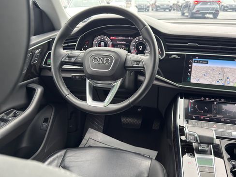 Used 2023 Audi Q8 Premium w/ Convenience Package image 25