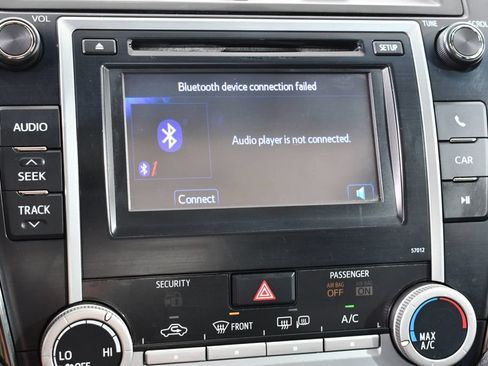 Used 2012 Toyota Camry SE FWD image 30