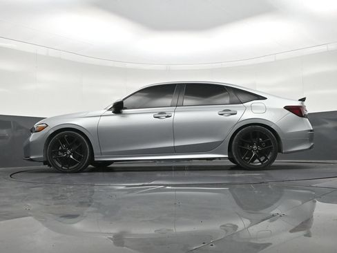 Used 2025 Honda Civic Sport image 23