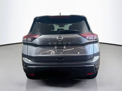Used 2025 Nissan Rogue SV AWD/4WD image 20