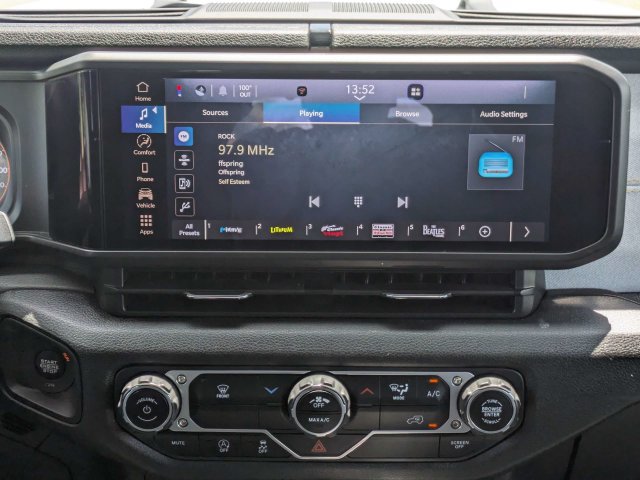 Used 2025 Jeep Wrangler Unlimited Sport AWD/4WD image 17