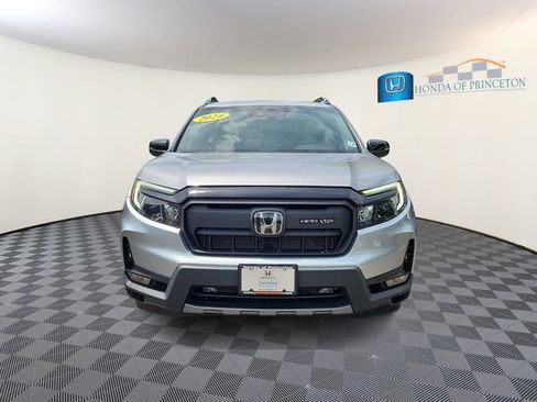 Certified 2024 Honda Passport TrailSport image 2