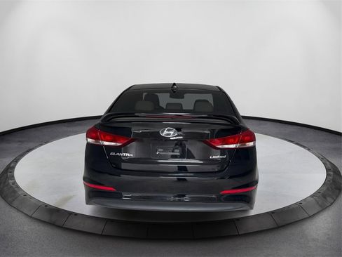 Used 2018 Hyundai Elantra Limited image 6