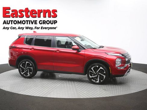 Used 2024 Mitsubishi Outlander SE AWD/4WD image 46
