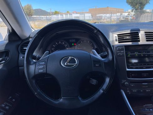 Used 2008 Lexus IS 250 AWD image 10