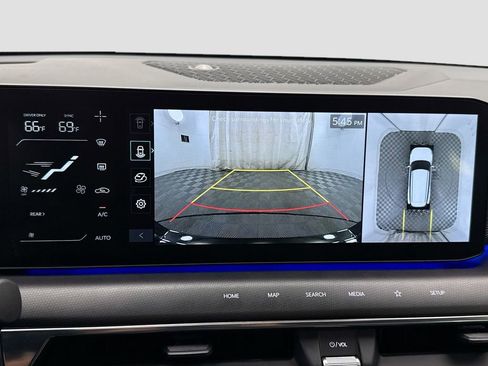 Used 2024 Kia EV9 GT-Line image 16