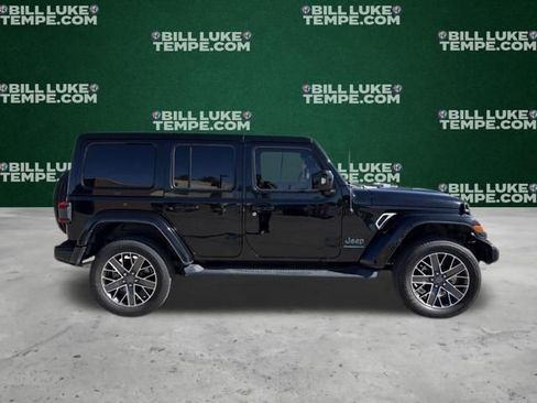 Used 2023 Jeep Wrangler Unlimited Sahara image 4