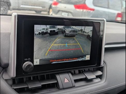 Used 2024 Toyota RAV4 XLE image 5