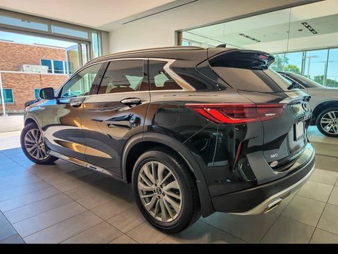 Used 2023 INFINITI QX50 Luxe AWD/4WD image 8