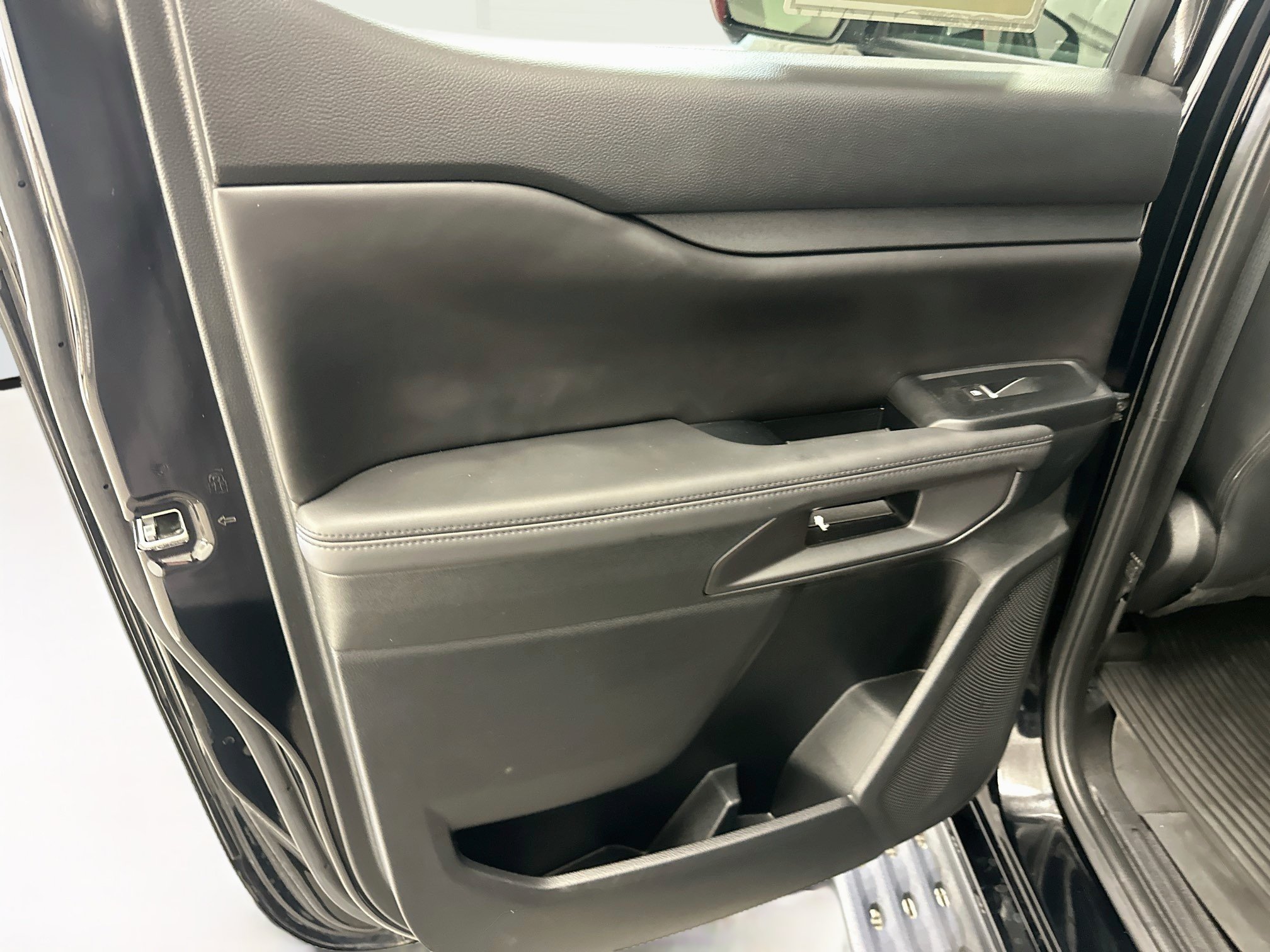 Used 2025 Ford Ranger Raptor AWD/4WD image 27