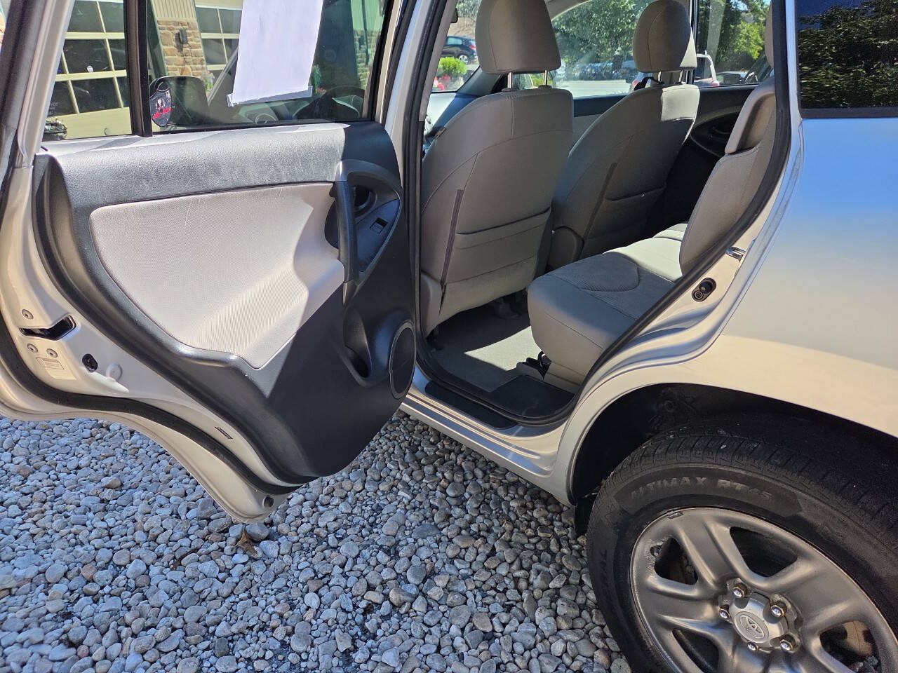 Used 2012 Toyota RAV4 4WD w/ Value Pkg image 18
