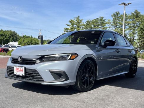 Used 2022 Honda Civic Sport image 11