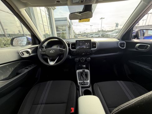New 2026 Hyundai Venue SEL image 24