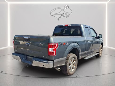 Used 2018 Ford F150 XLT w/ Equipment Group 302A Luxury AWD/4WD image 4