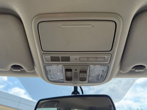 Used 2017 Honda Pilot EX-L image 18