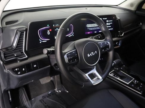 Used 2025 Kia Sportage EX w/ Premium Package FWD image 28