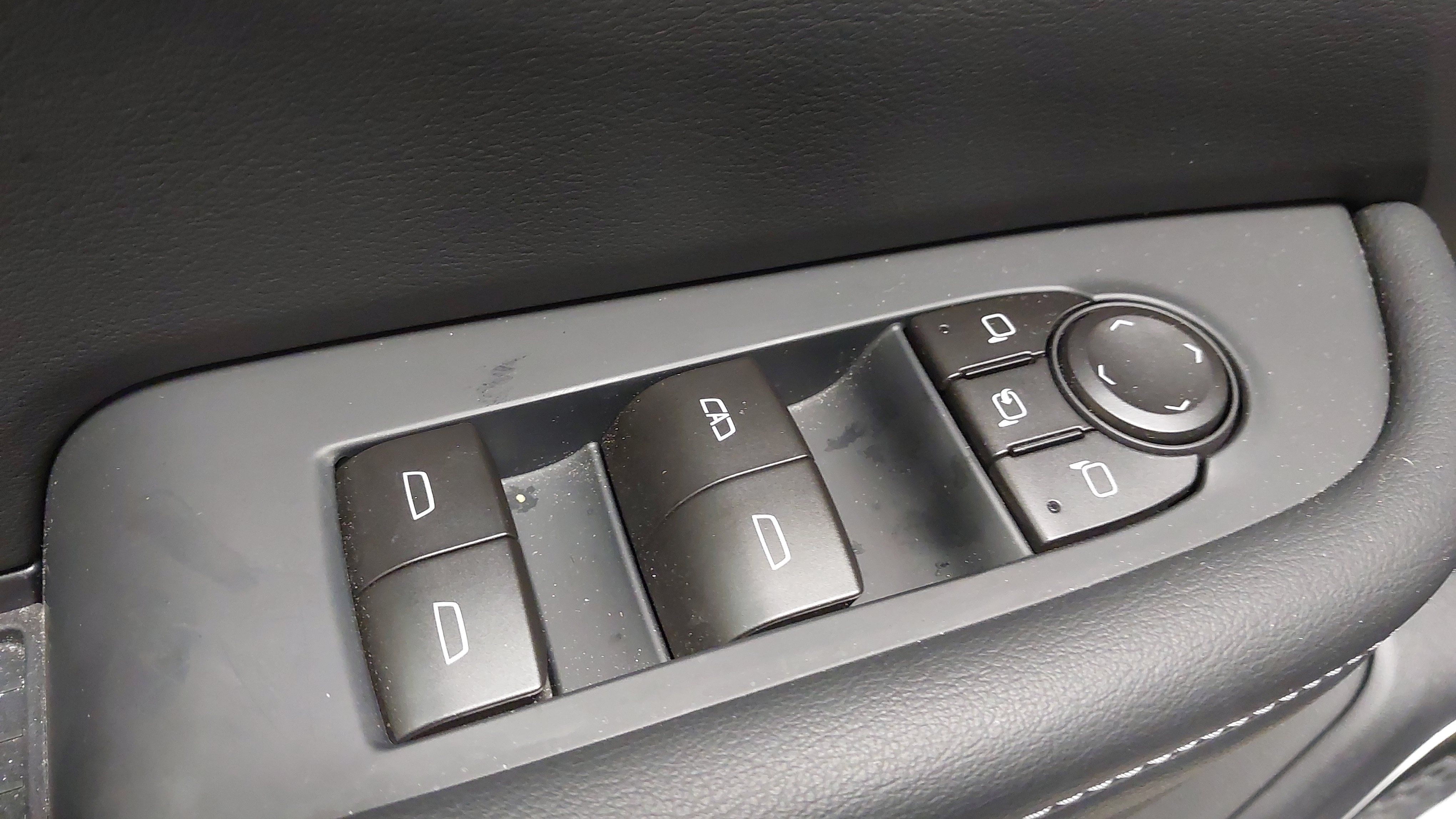 Used 2026 Buick Enclave Preferred AWD/4WD image 25