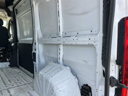 Used 2024 RAM ProMaster 2500 w/ Convenience Group FWD image 23