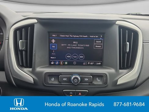 Used 2024 GMC Terrain SLE w/ Elevation Edition FWD image 21