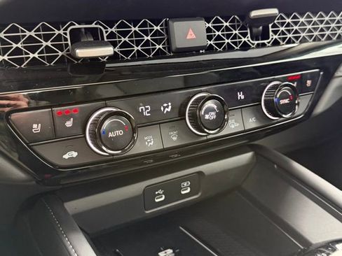 Used 2024 Honda Accord Touring image 28