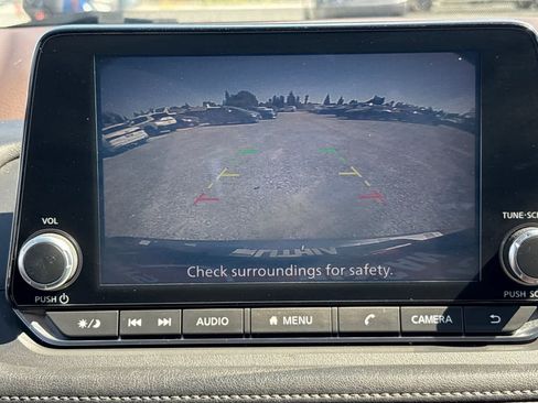 Certified 2023 Nissan Rogue SV FWD image 21