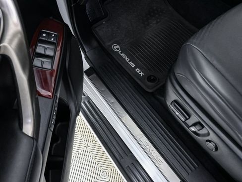 Used 2019 Lexus GX 460 Premium image 8