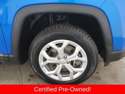 Used 2024 Jeep Compass Latitude image 39