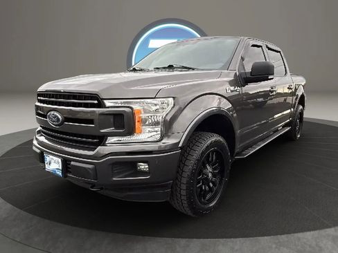 Used 2018 Ford F150 XLT w/ Equipment Group 302A Luxury image 10