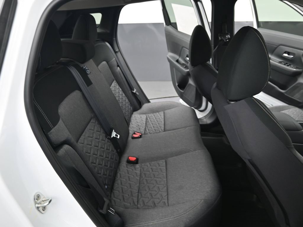 Certified 2026 Nissan Kicks SV w/ Charging Package FWD image 28