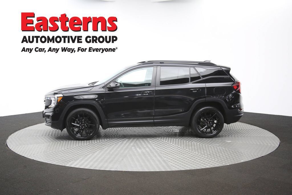 Used 2023 GMC Terrain SLE w/ Driver Convenience Package AWD/4WD image 60