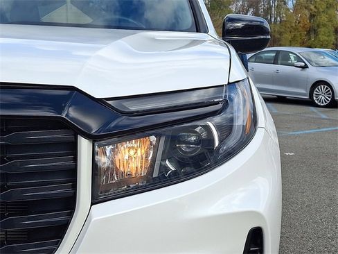 Used 2021 Honda Ridgeline Sport image 9