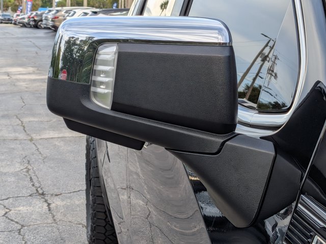 Used 2022 GMC Sierra 1500 Denali w/ Denali Reserve Package AWD/4WD image 11