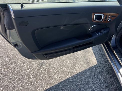 Used 2019 Mercedes-Benz SLC 300 image 10