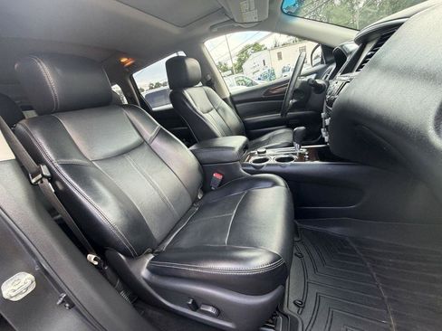 Used 2014 Nissan Pathfinder Platinum AWD/4WD image 23