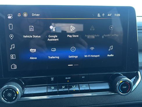 Used 2024 Chevrolet Colorado W/T image 13