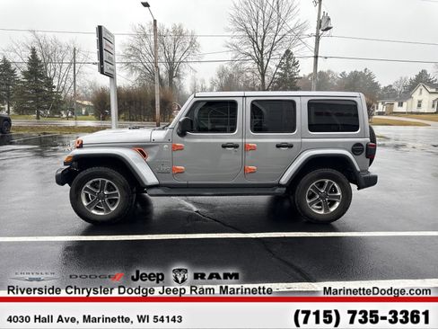 Used 2019 Jeep Wrangler Unlimited Sahara w/ Uconnect 4C Nav & Sound Group image 5