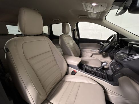 Used 2019 Ford Escape SEL AWD/4WD image 25