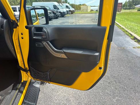 Used 2015 Jeep Wrangler Unlimited Sport w/ Quick Order Package 24S AWD/4WD image 25