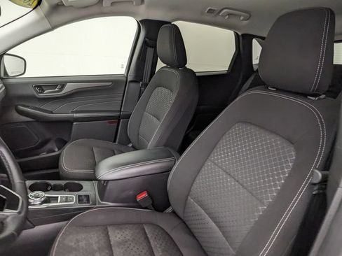Certified 2023 Ford Escape Active w/ Tech Pack #1 AWD/4WD image 2