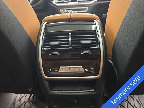 Used 2019 BMW X5 xDrive40i w/ Convenience Package AWD/4WD image 14