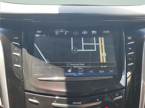 Used 2019 Cadillac Escalade Luxury AWD/4WD image 19