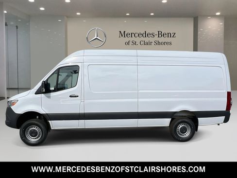New 2025 Mercedes-Benz Sprinter 2500 image 2