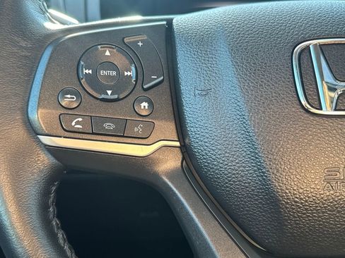 Used 2024 Honda Odyssey EX-L image 18